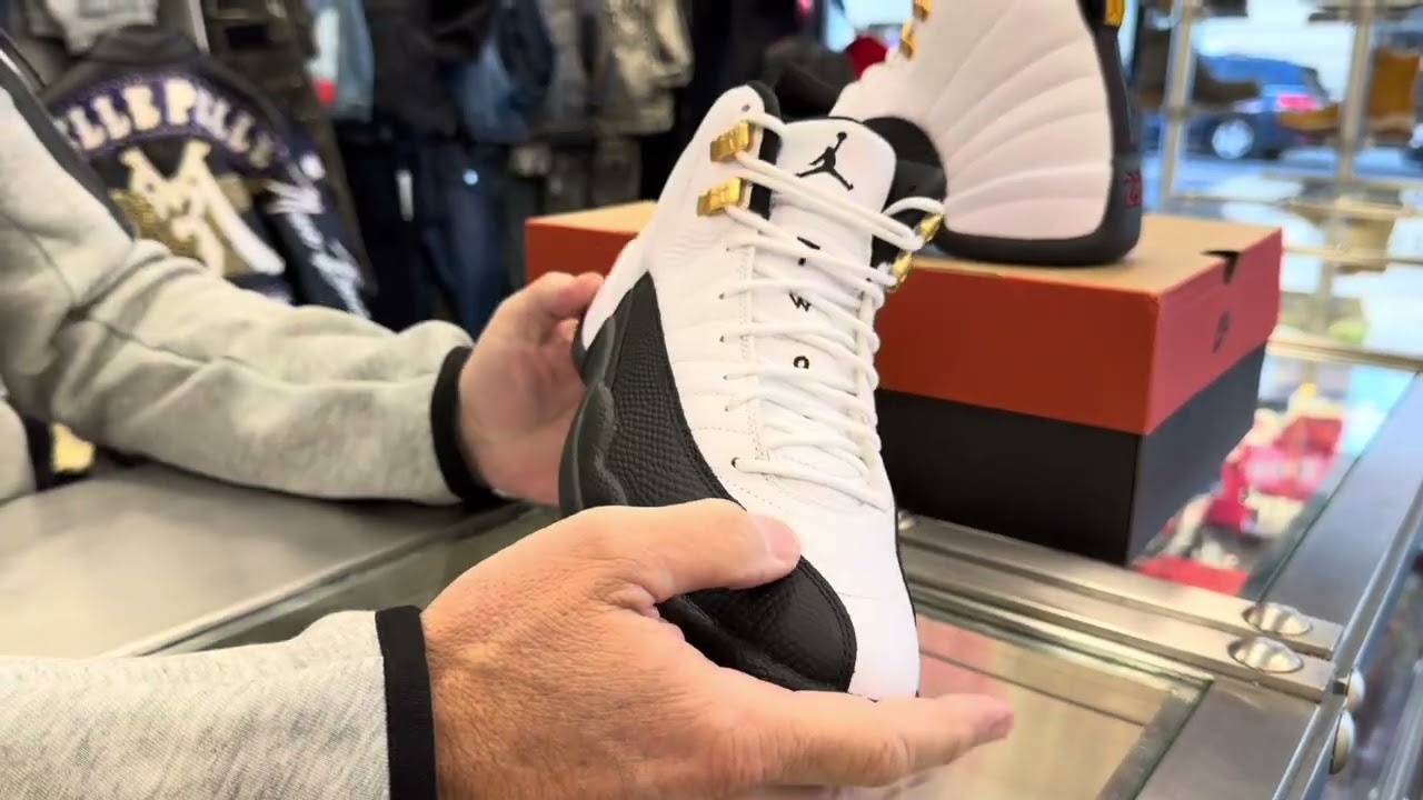 Nike Air Jordan Retro Taxi 12 &mdash; 2025 &mdash; дата выхода: 8 ноября в Street Gear, Хемпстед, Нью-Йорк