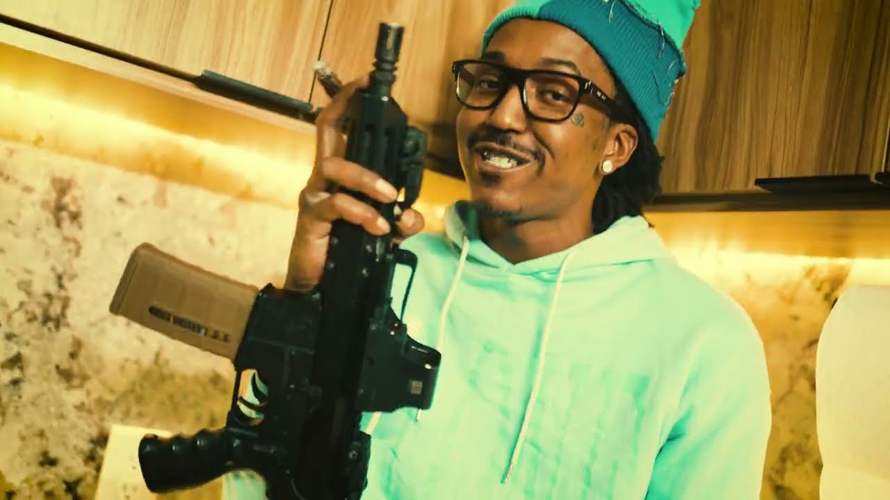 RckstarDee - Da Biggest (Official Music Video) Prod by Knapz