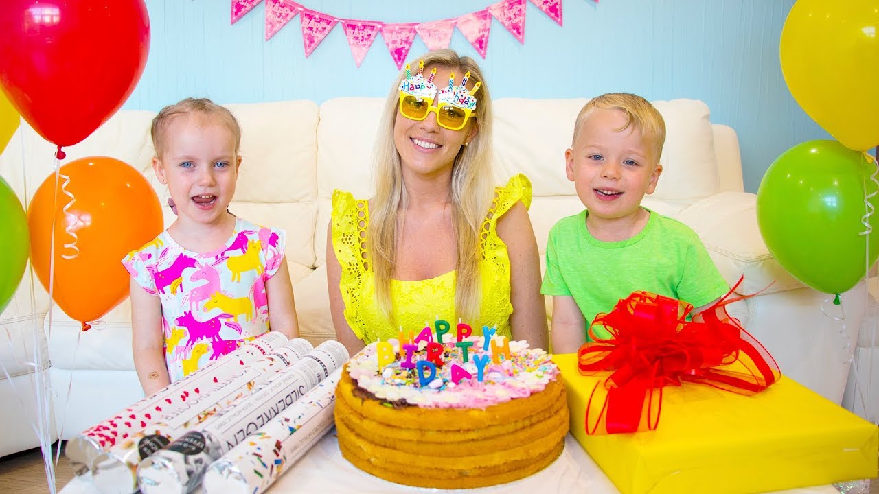 Gaby and Alex Preparing BIRTHDAY PARTY SURPRISE for Mom