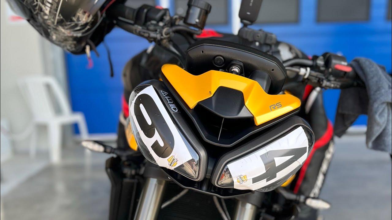 For The Ride | #bumblebee on Track | First track day with Triumph Street Triple 765RS 2023