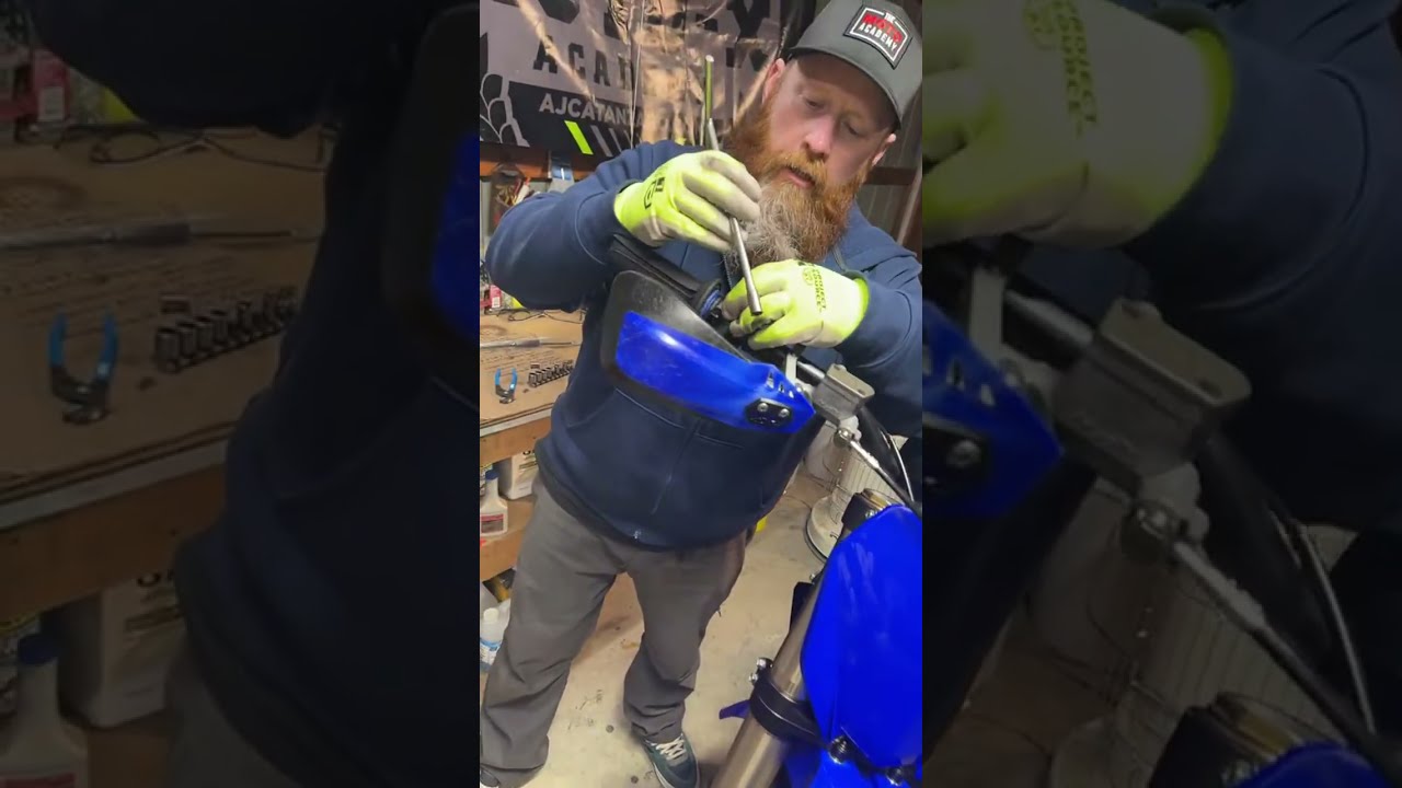 Kick Starters and Carburetors is live! #6 Changing Throttle Cable on YZ250 and YZ250X #YZ250