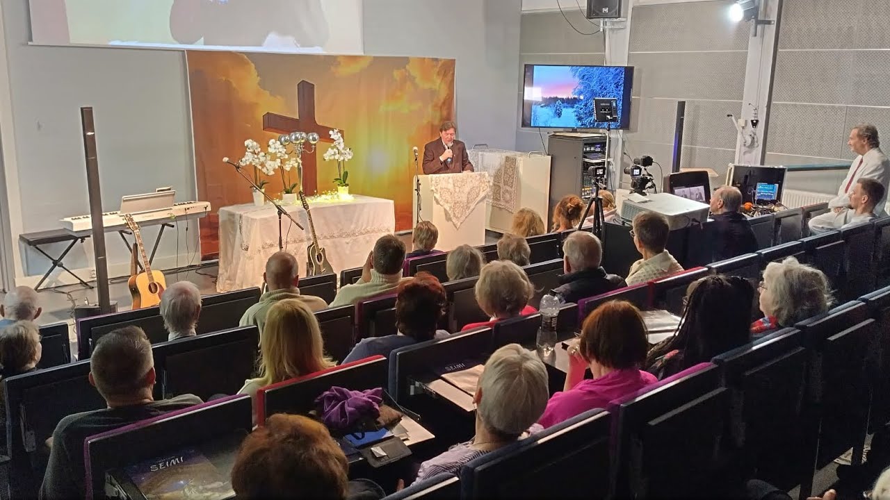 Leo Niemelä laulaa