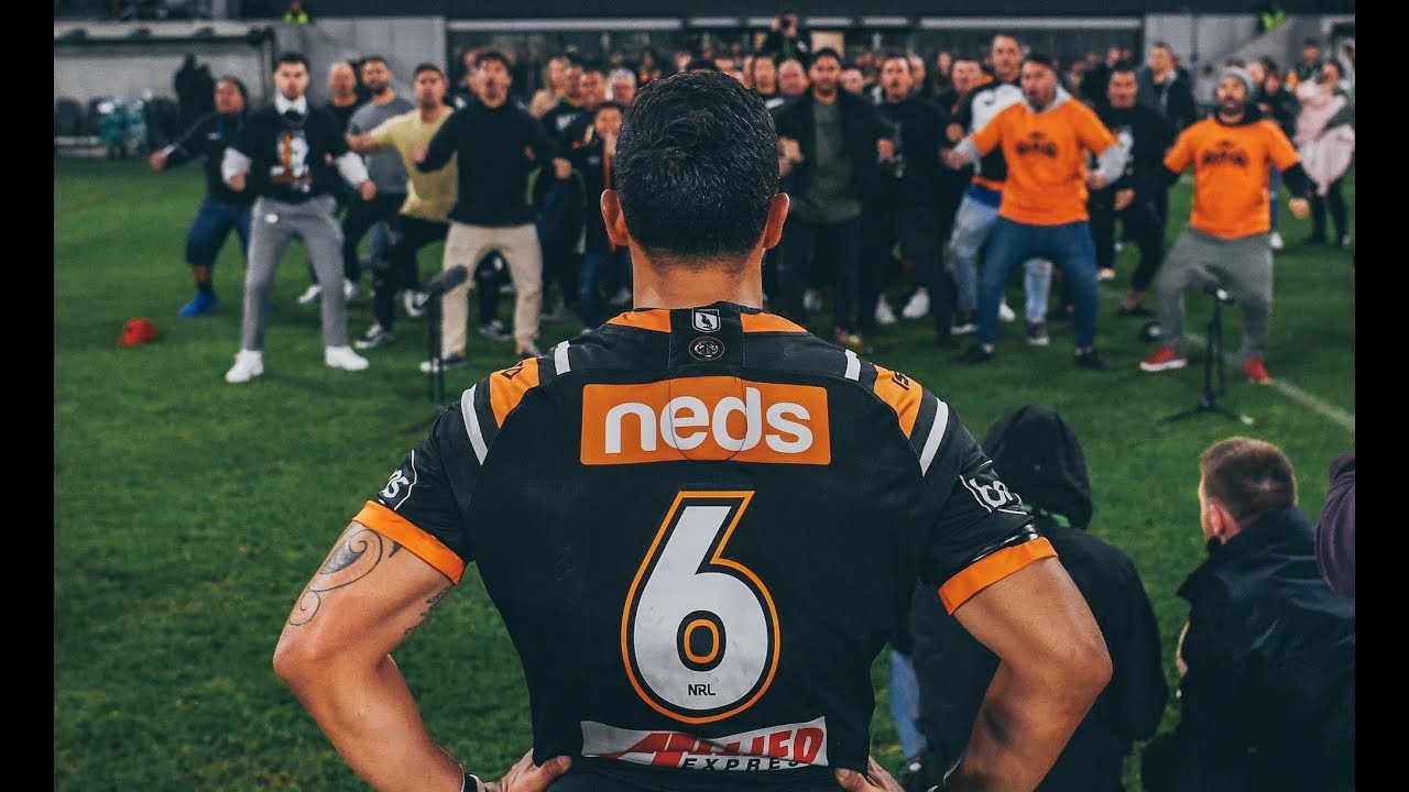 Magic Moment: 2019, Rd.17 — Post-game haka Benji's 300th