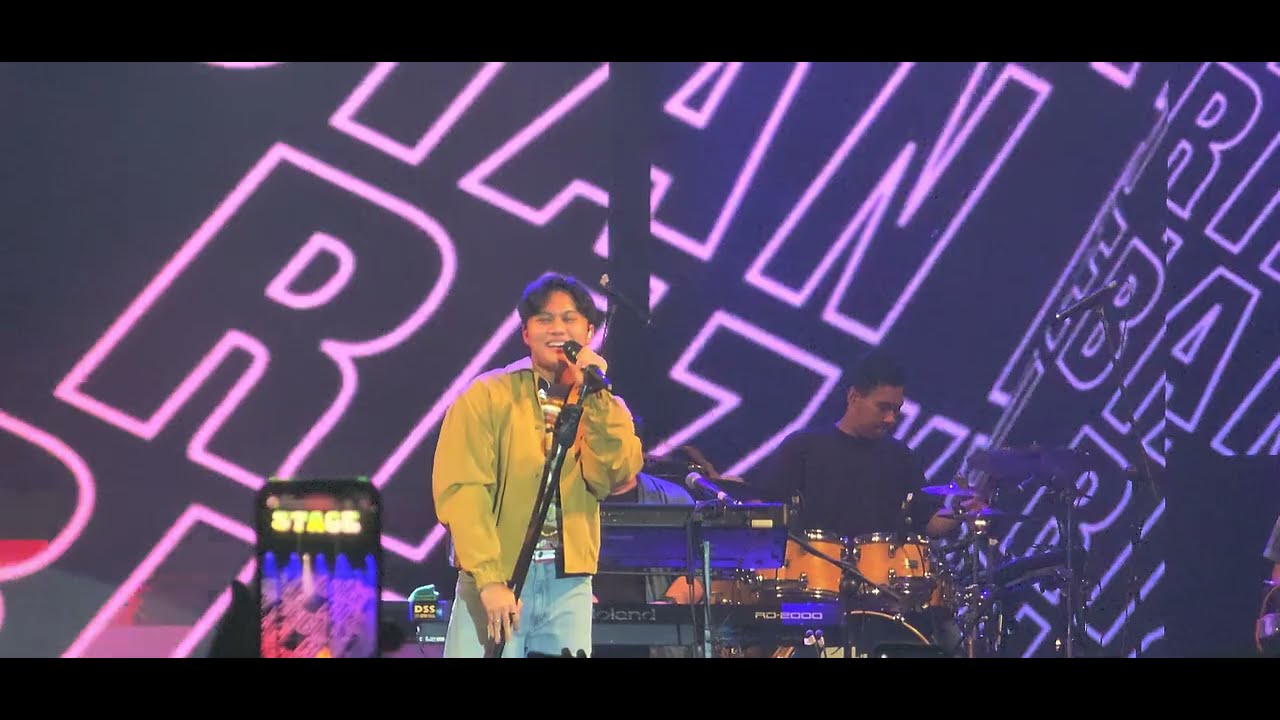 Menari & Cukup Tau - Rizky Febian at Berdendang Bergoyang Festival 2022
