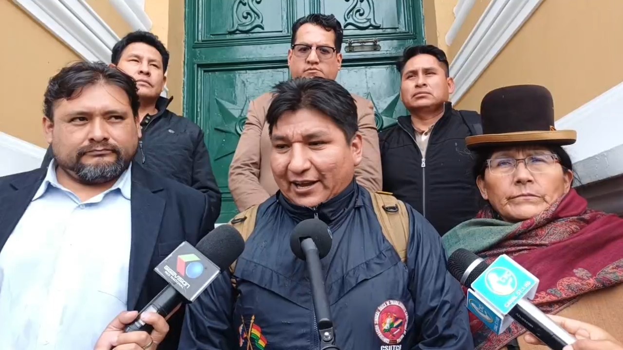 Bolivia CSUTCB responde a Rodrigo Paz, corrupción y dinero ilícito en FATAL CAÍDA de Avión Militar