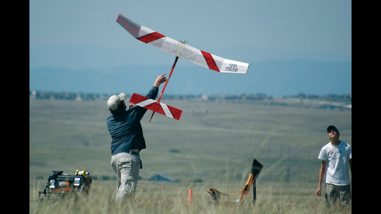 Free Flight Model Aircraft - Miniature Aviation Set Free