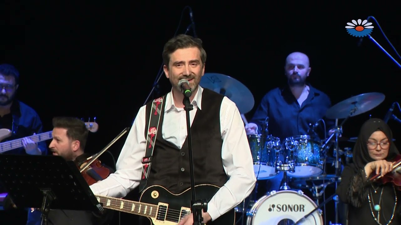 KO-MEK M&uuml;zik Usta &Ouml;ğreticileri ile Barış Man&ccedil;o Şarkıları (Konser)