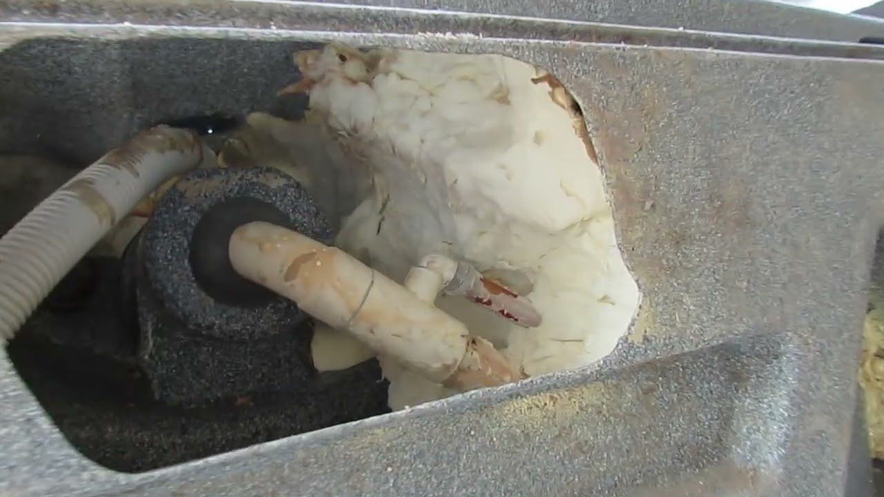 How to fix an aquarest spa that is leaking. Part 2