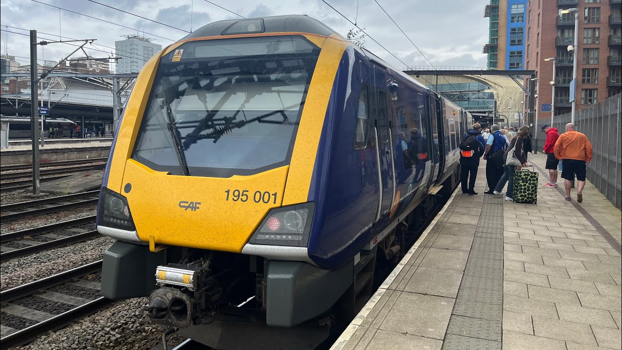 Northern 195 Trains - Wakefield Kirkgate to Leeds (Diverted Route)