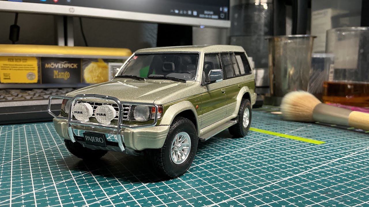 90s JDM vibes Mitsubishi Pajero V43 Aoshima 1/24 