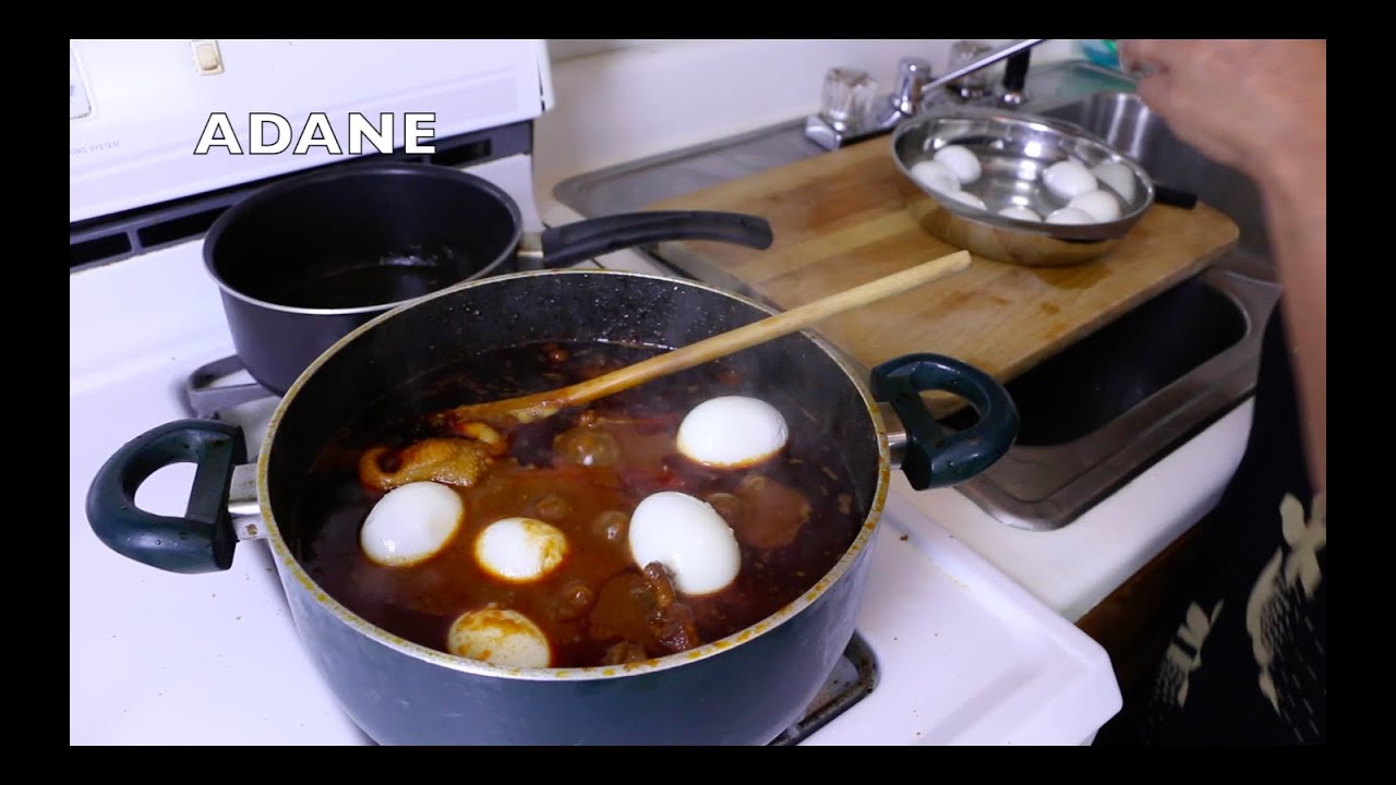 Ethiopian Food - Final Step, Doro Wat (Wet) Cooking 