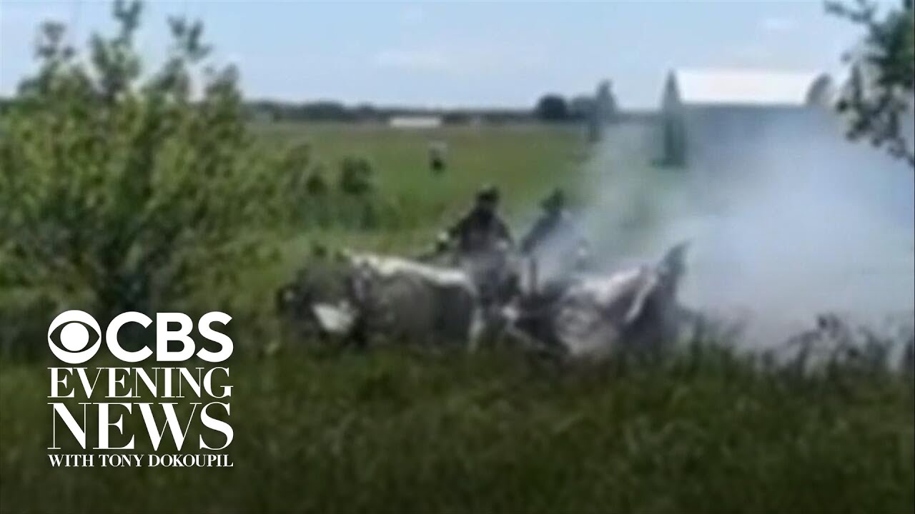 11 skydivers, 1 pilot killed in plane crash outside Kansas City