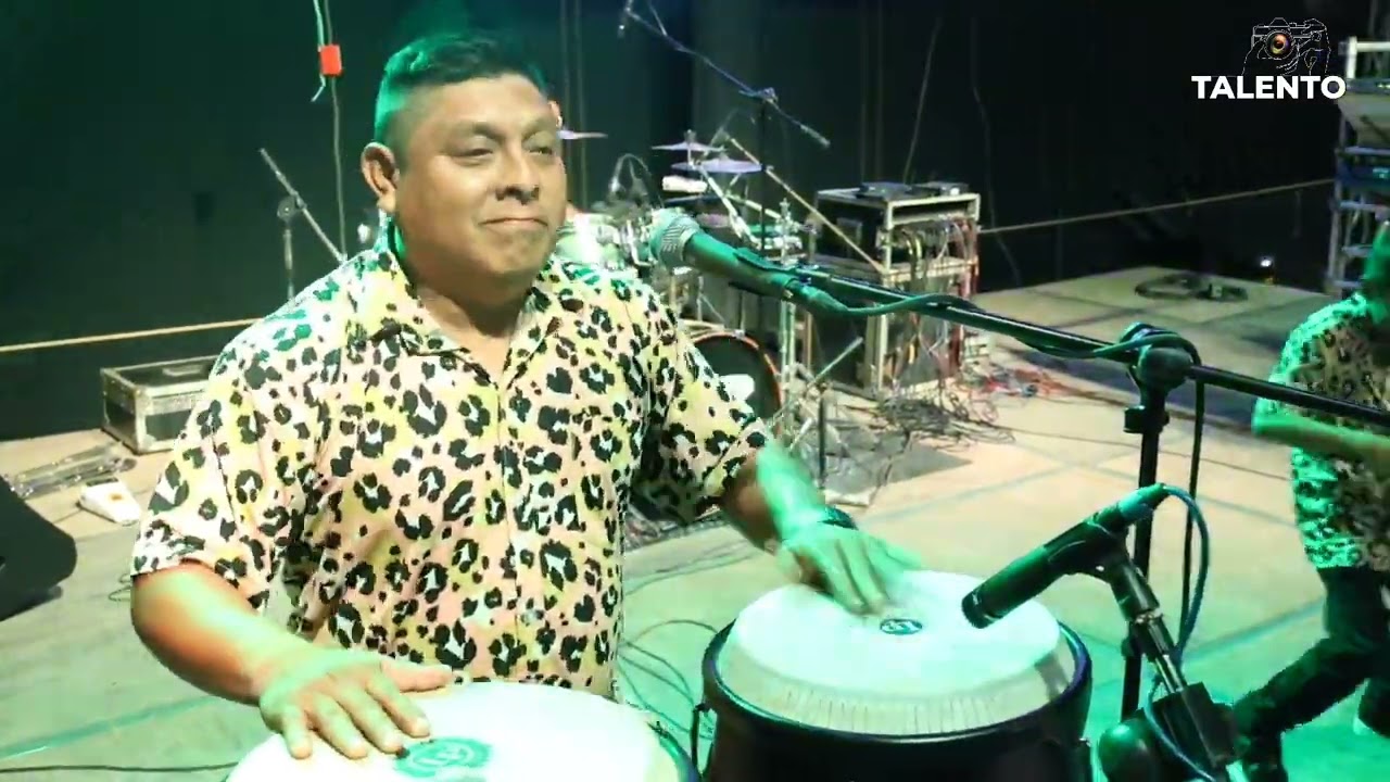 Pedro y su tormenta Show / Mujer Bonita. #carnaval #musica #envivo #cumbia 