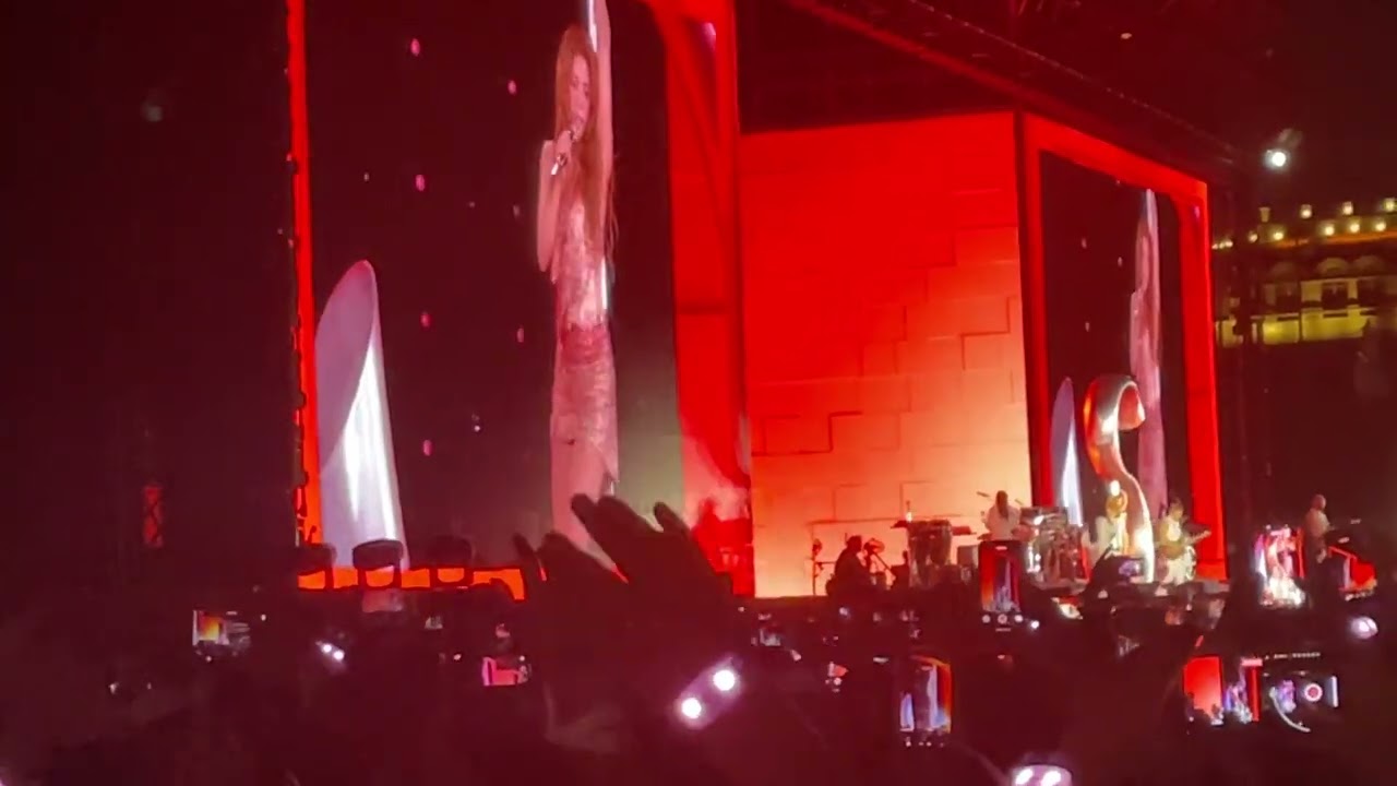 Chantaje+ - Shakira ZÓCALO CDMX 