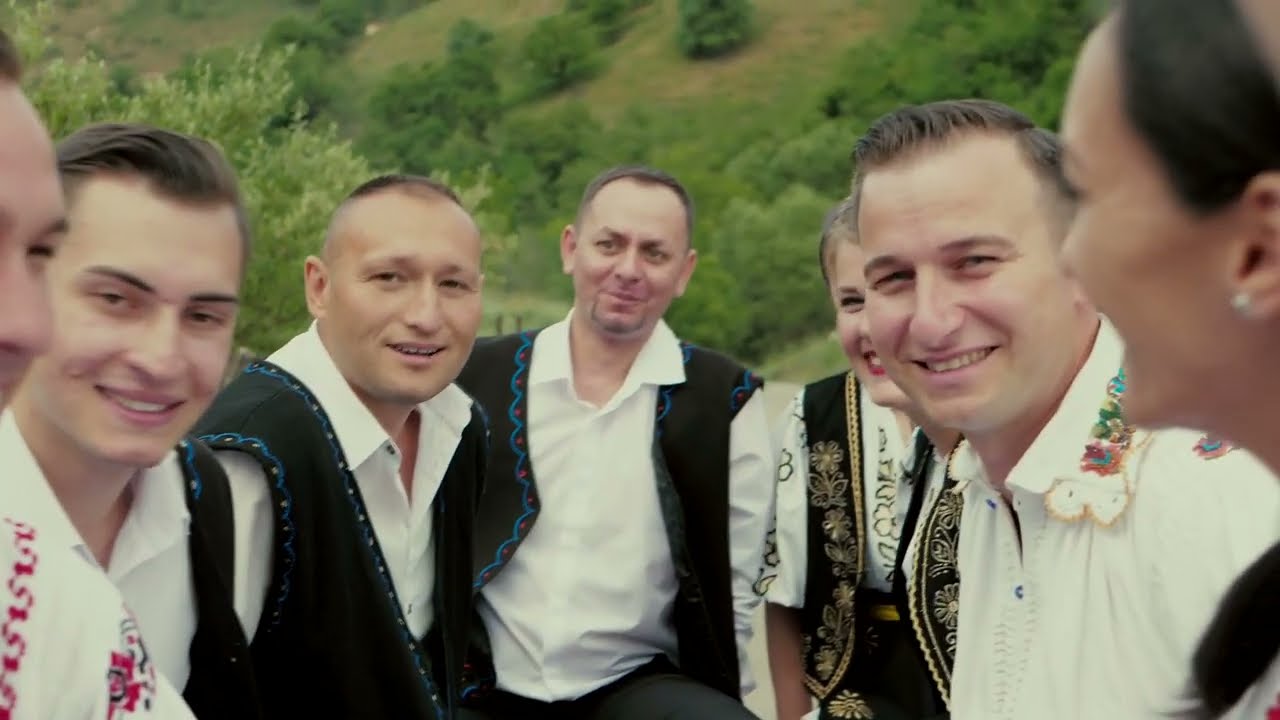Doru Sechei – Mere-un General Călare