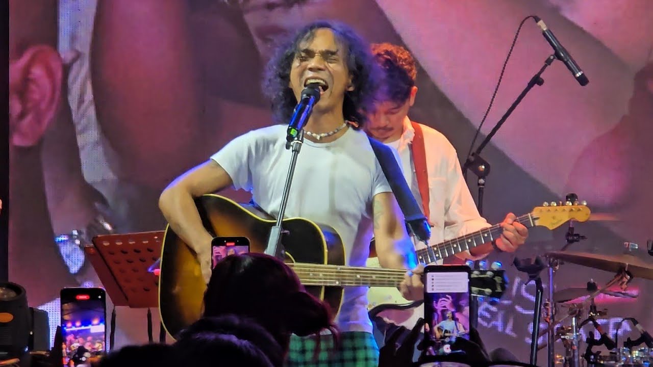KAKA SLANK на благотворительном концерте 100 Musicians Heal Sumatra, T Space Bintaro, 7 декабря 2...