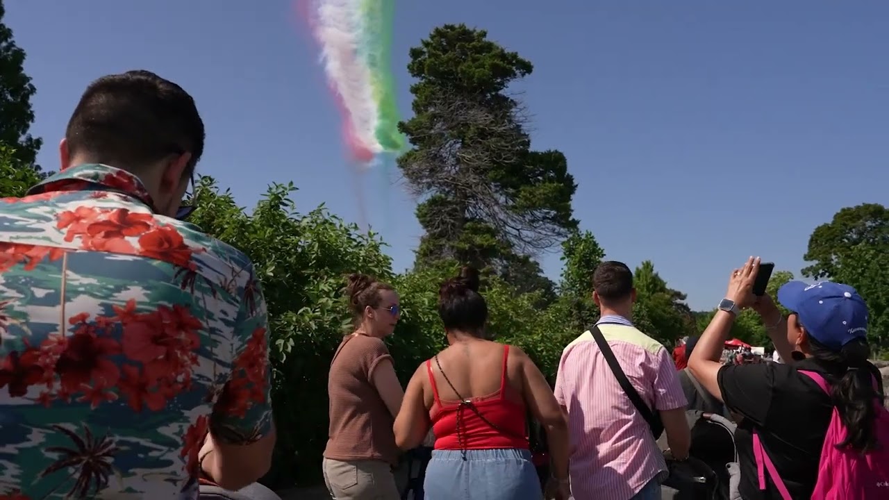 Il volo delle Frecce Tricolori sulle Cascate del Niagara
