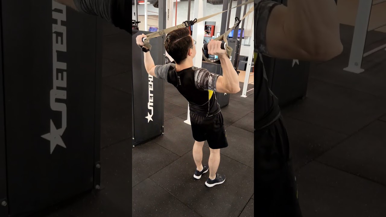 Большие плечи #плечи #тренировка #тренировки #gym #fitness #тренер #trx #trxsite #жим #gym #workout