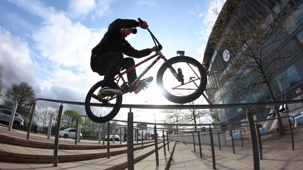 S&M x DUB - Hobie Doan in Liverpool