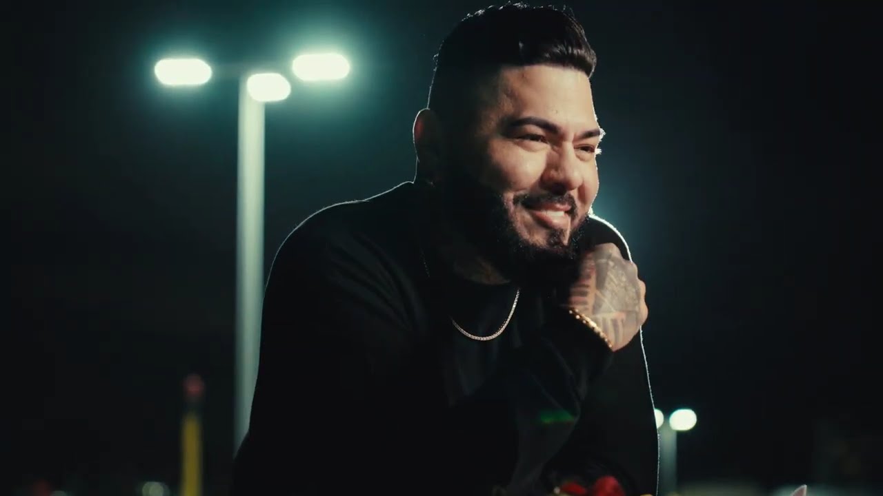 Chacal-Sonr&iacute;e Mujer