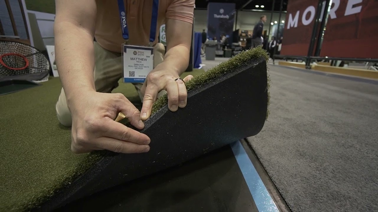 Real Feel Country Club Elite Golf Mats at the PGA Merchandise Show 2023 #pgashow2023 #par2pro2023