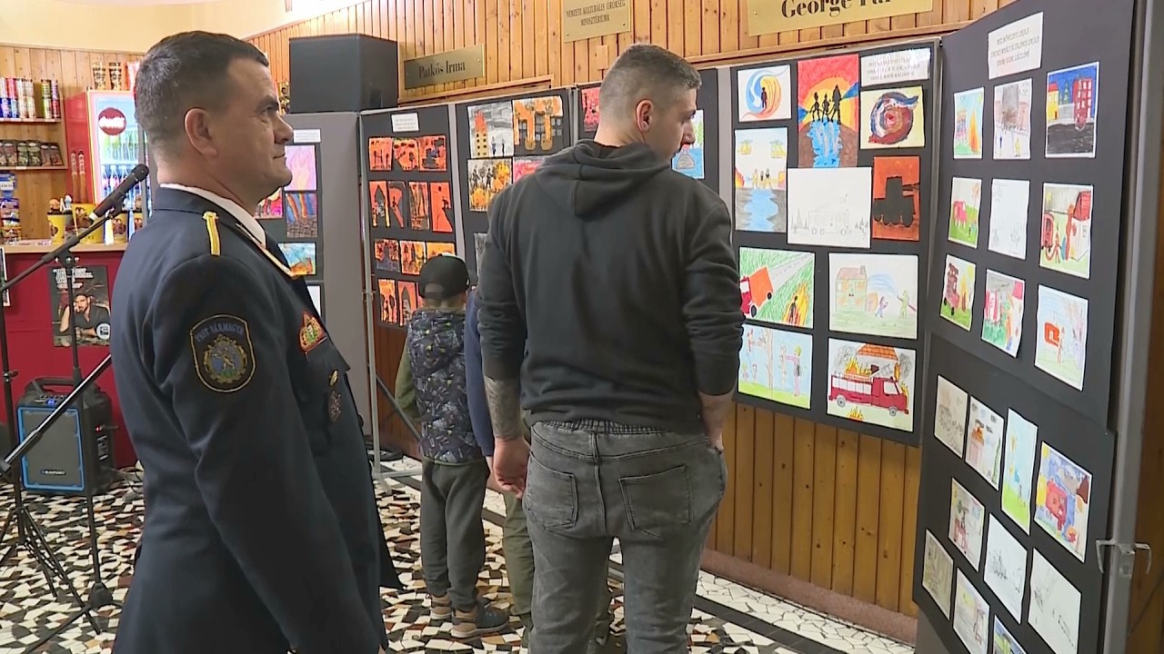 A tűzoltók munkája művészeti alkotásokon - a Tetz Alapfokú Művészeti Iskola kiállításmegnyitója