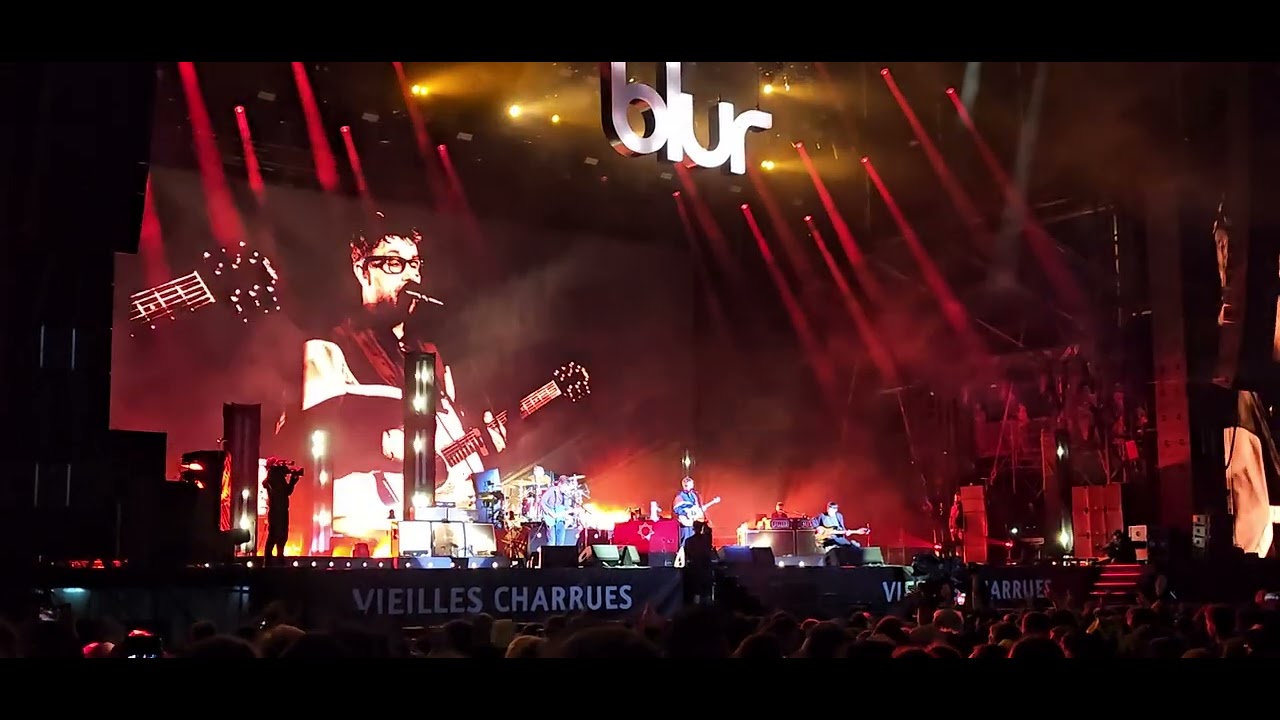 Blur - Tender (4/6) Live Festival Vieilles Charrues Carhaix 20230714 233302 HD