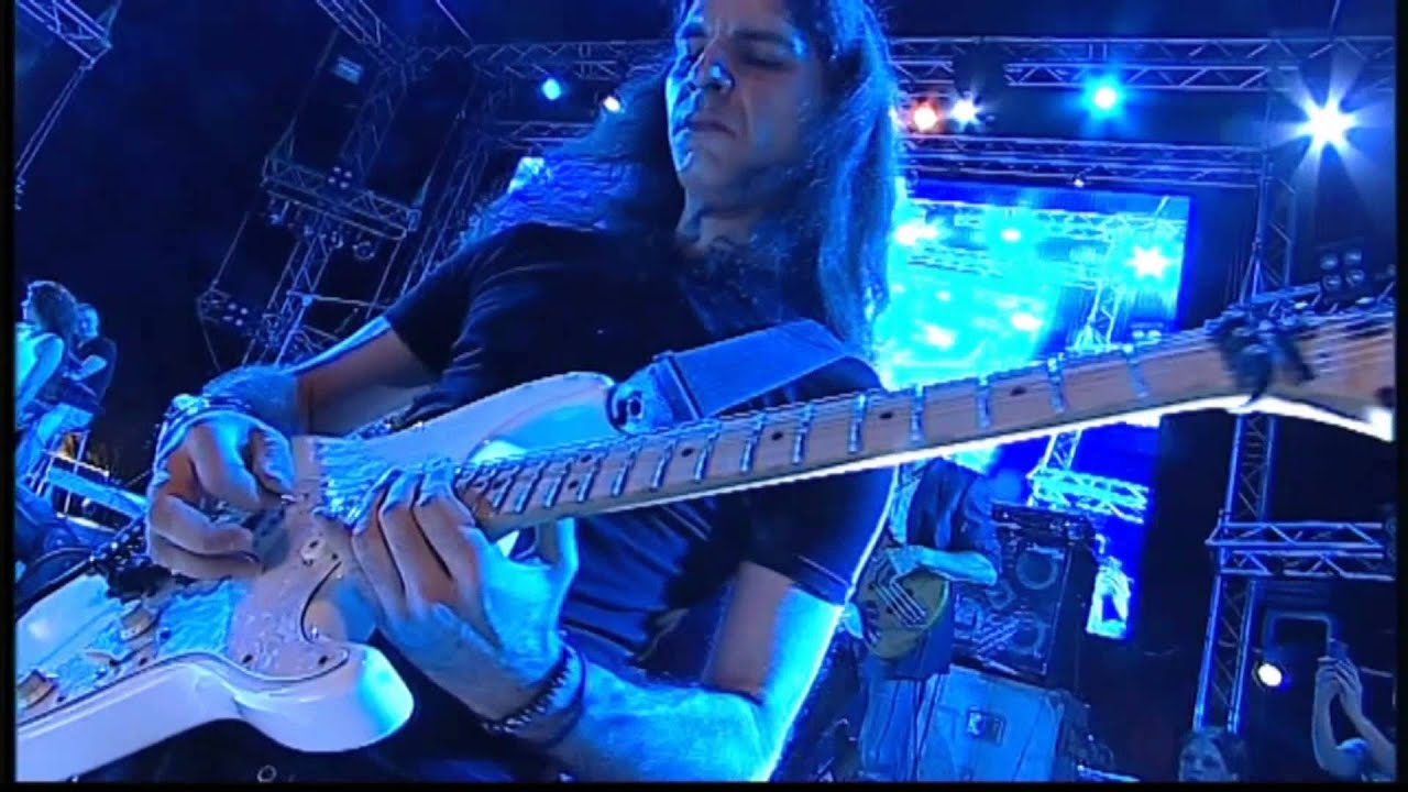 Βασίλης Παπακωνσταντίνου - Μπολέρο - - Official Video Live #vasilislivedvd