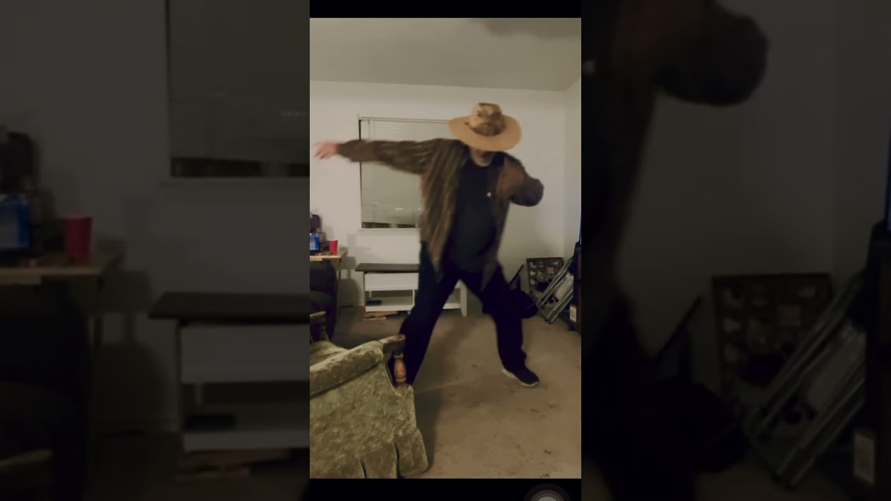 Michael Jackson- 65 yr old dance improvisation #michaeljackson #dance  #improvisation