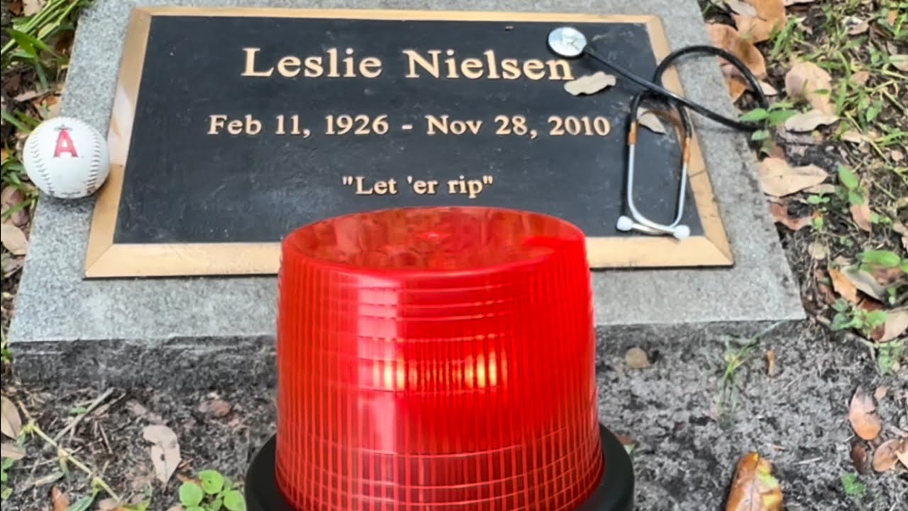 Visiting Leslie Nielsen’s grave like in a Naked Gun opening intro with Beaver Popcorn Bucket!