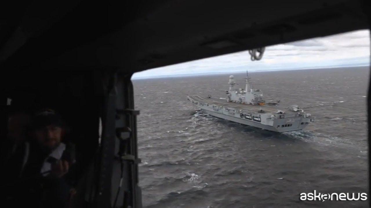 Portaerei Cavour, tutti i segreti dell'ammiraglia della Marina Militare: dal cervellone agli F-35B