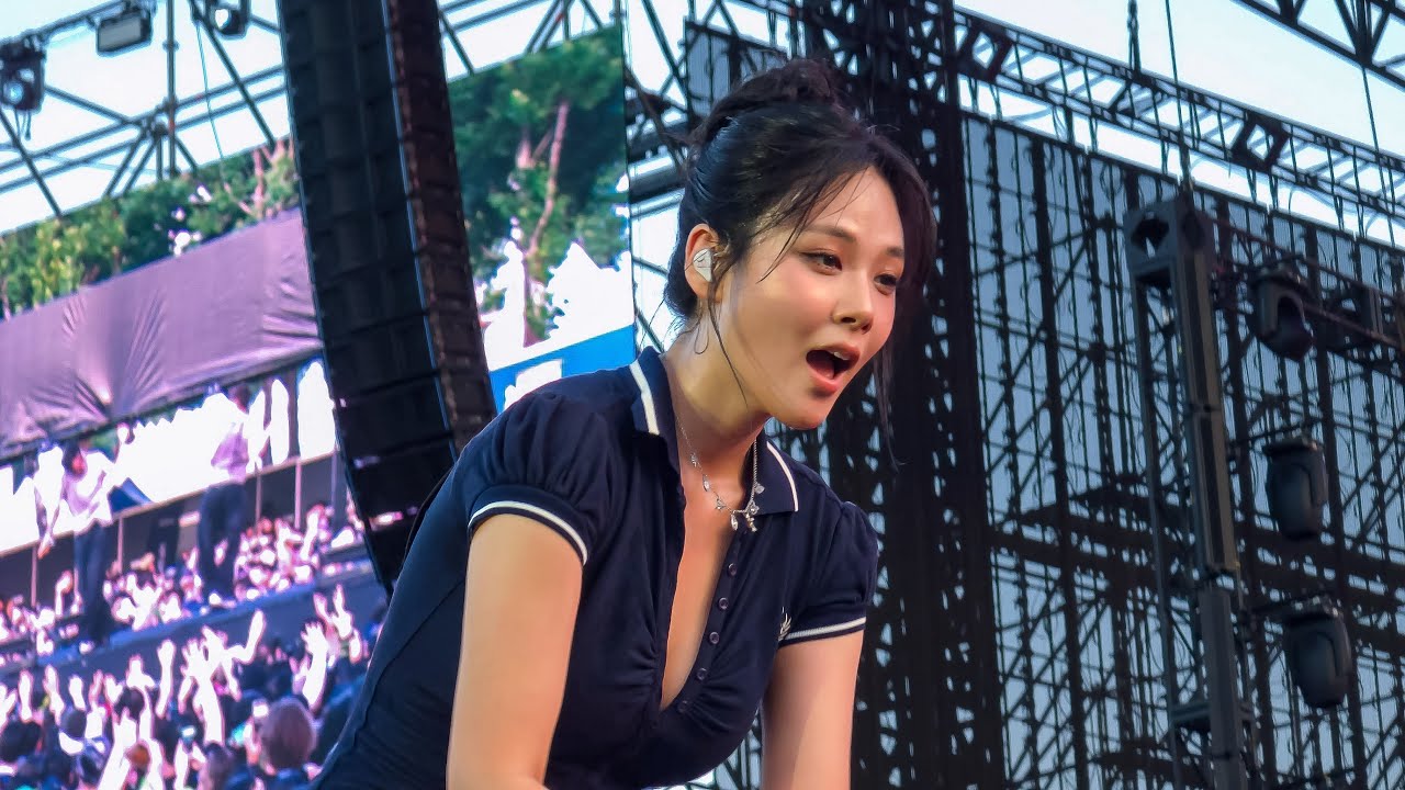 250815 Naked BIBI 비비 - One Universe Festival Full.ver