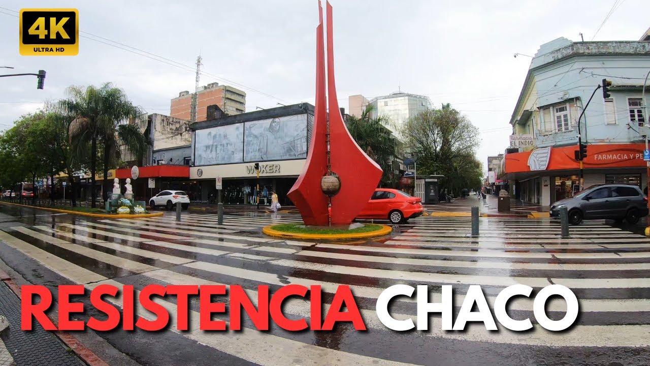 Calle peatonal en d&iacute;a de lluvia | Resistencia Chaco bajo el agua 💧🌧️