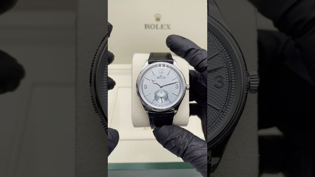 Rolex Perpetual 1908 52506 | Ice Blue Dial | Black Leather Strap | 39mm (Close-ups)