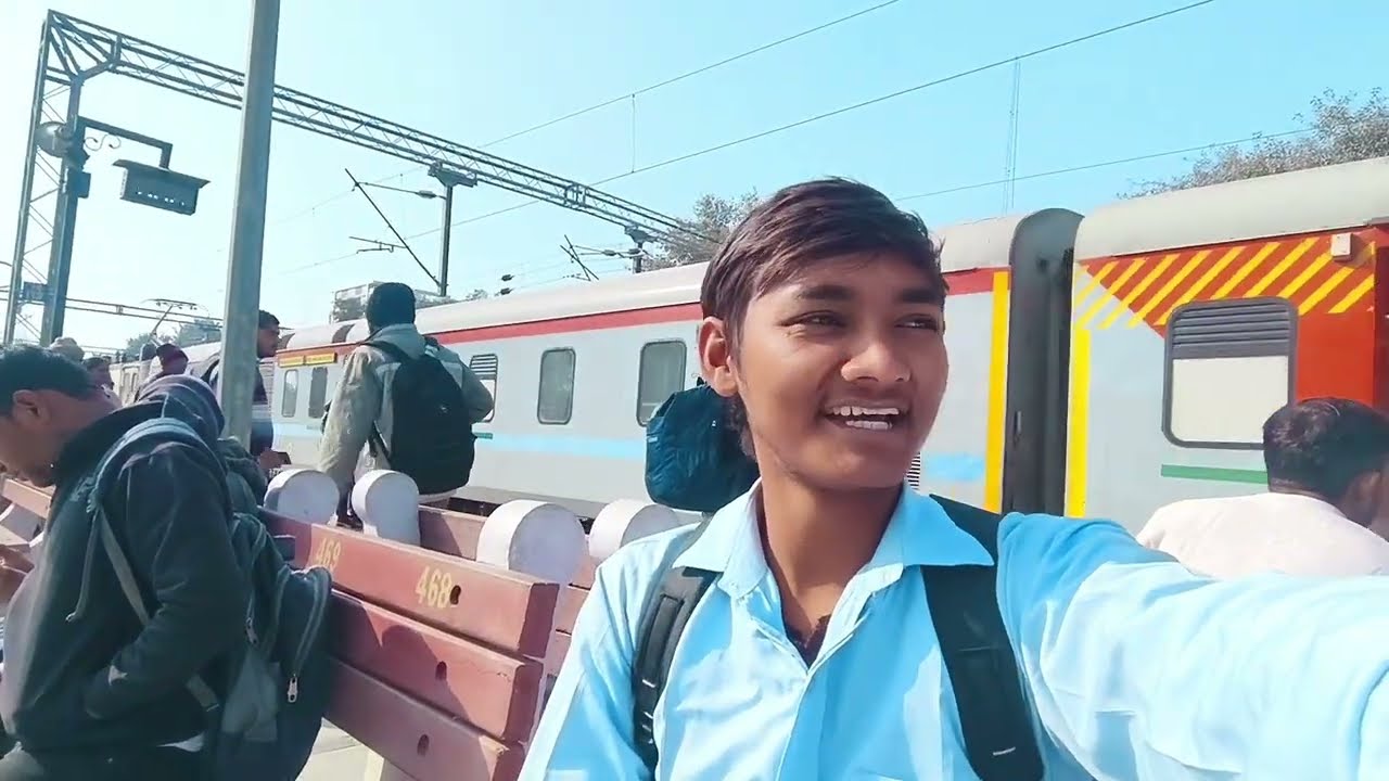 Day-12, Aaj gaye College with Friends 🥰 | 365 days Regular video upload challenge 🤩
