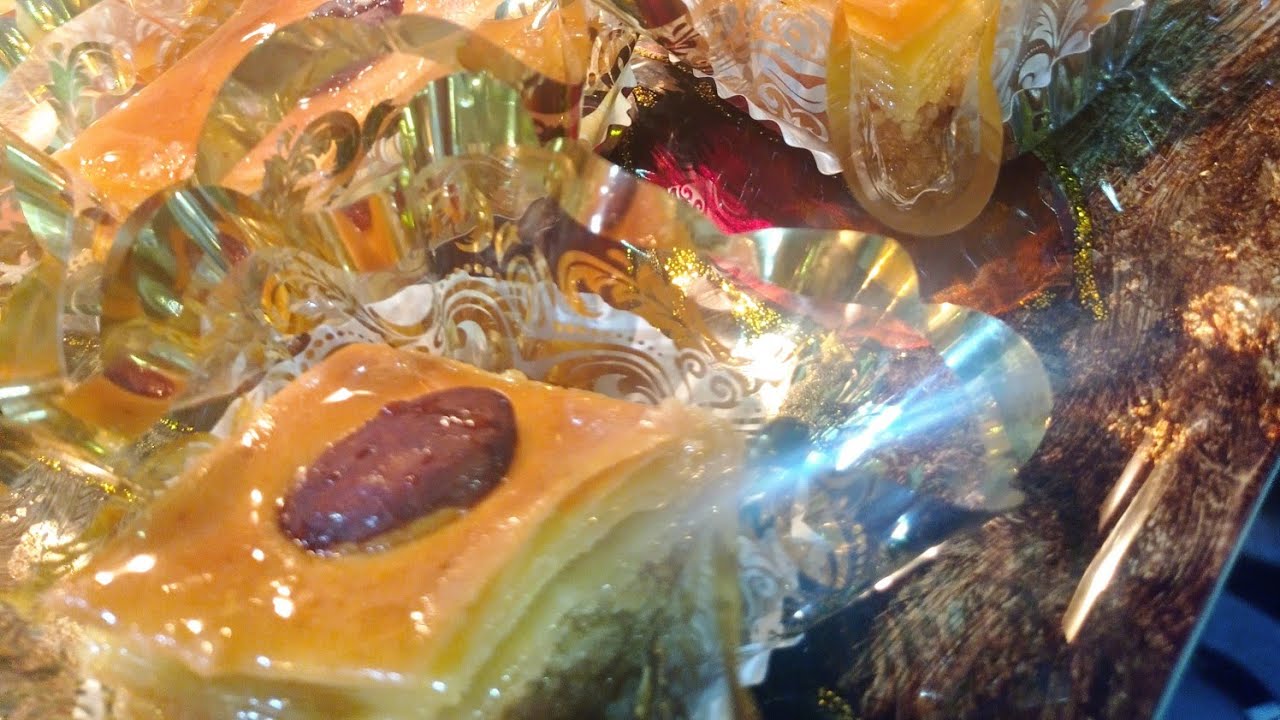 بقلاوة بدون غلوتين 😋 بدون آلة توريق 😁والبنة هبااال💜