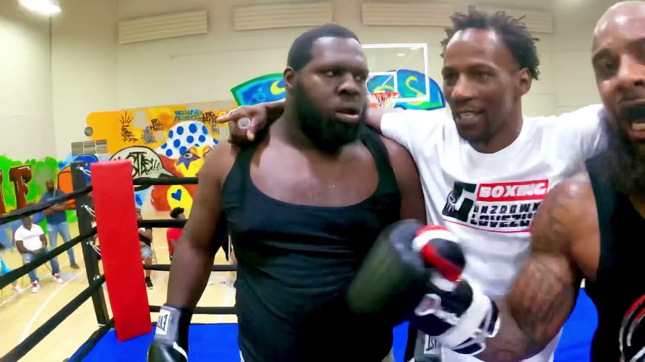 C.P. vs BLACK (TKO 2nd Round) Heavyweight Boxing [Charles Pugh the ex Football Player] Champ