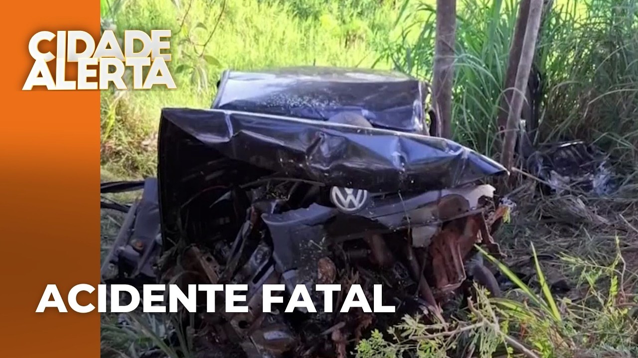 Motorista perde o controle do carro, capota e morre no local, no PR