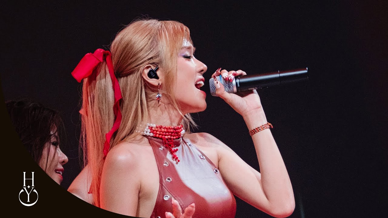 HO&Agrave;NG YẾN CHIBI - Sốc Nhiệt | Live Performance at Showcase EP 