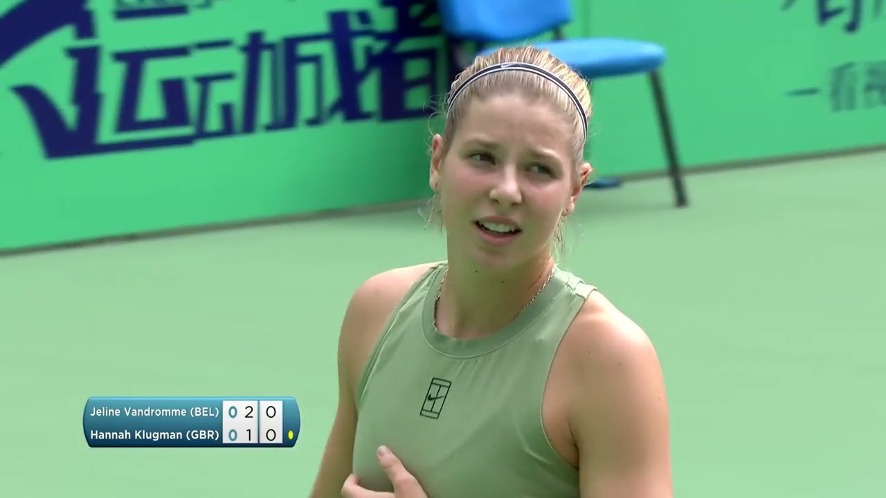 Jeline Vandromme [4] (BEL) vs Hannah Klugman [2] (GBR) // 6-4 6-2 // ITF Junior Finals // Semi-final