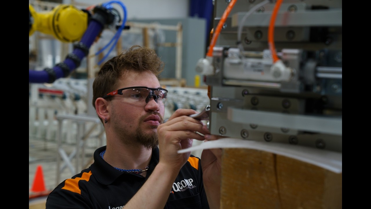 About Us: QComp Technologies | Custom Industrial Robotics & Automation