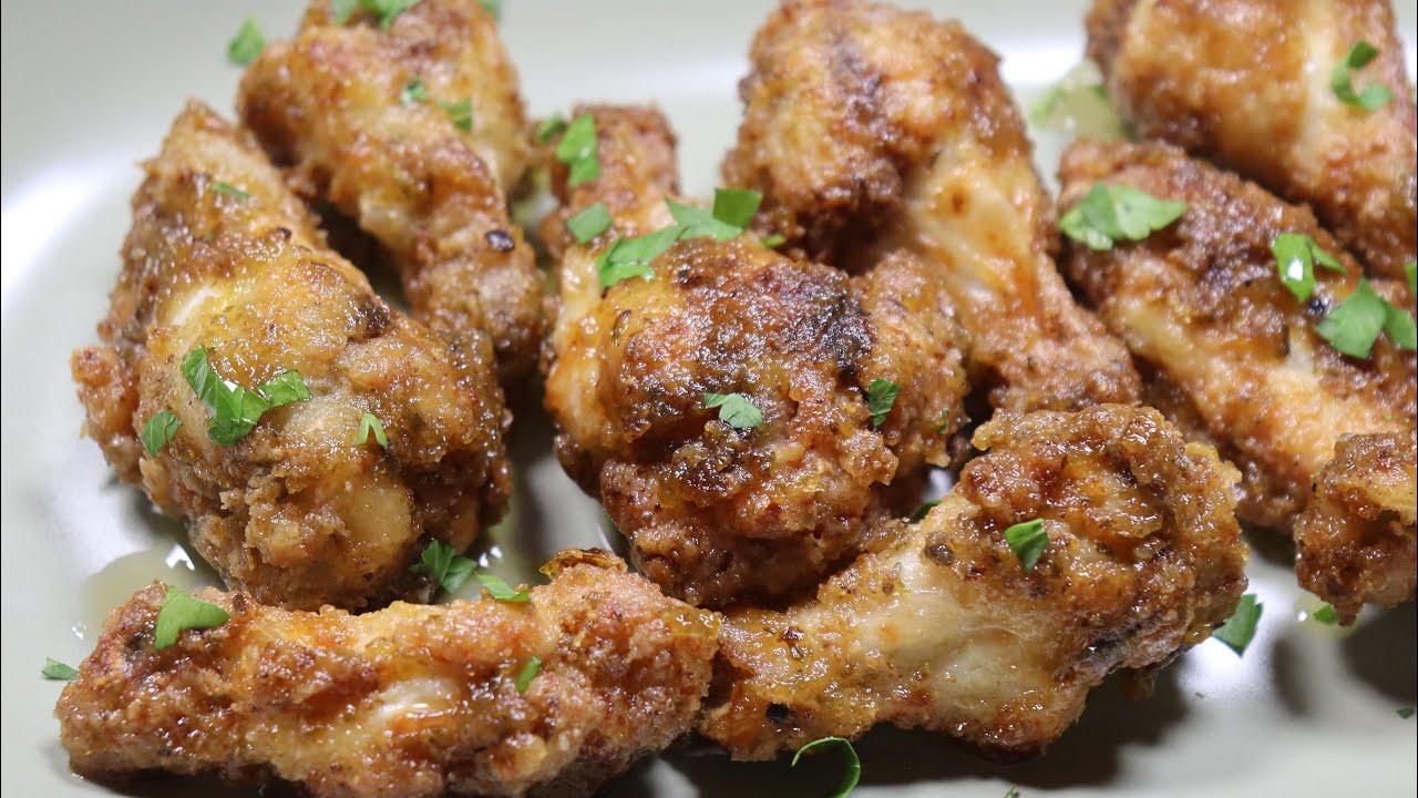 Spicy & Tangy Green Sauce Chicken Wings | Easy Fried Wings
