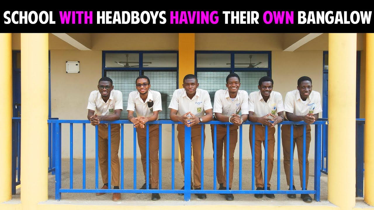 School With Head Boys Having Their Own Bangalow -  Owass