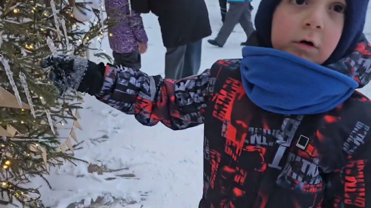 Самая высокая горка высотой 9этажный дом.Новогодняя сказка в лесу.