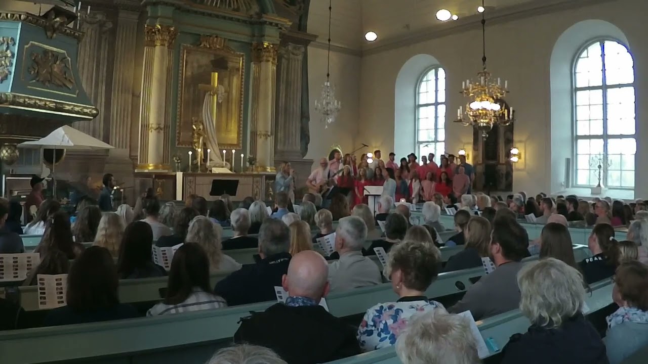 Lit é Sång tolkar Disney cover- Cinderella A dream is a wish your heart makes- Askungen