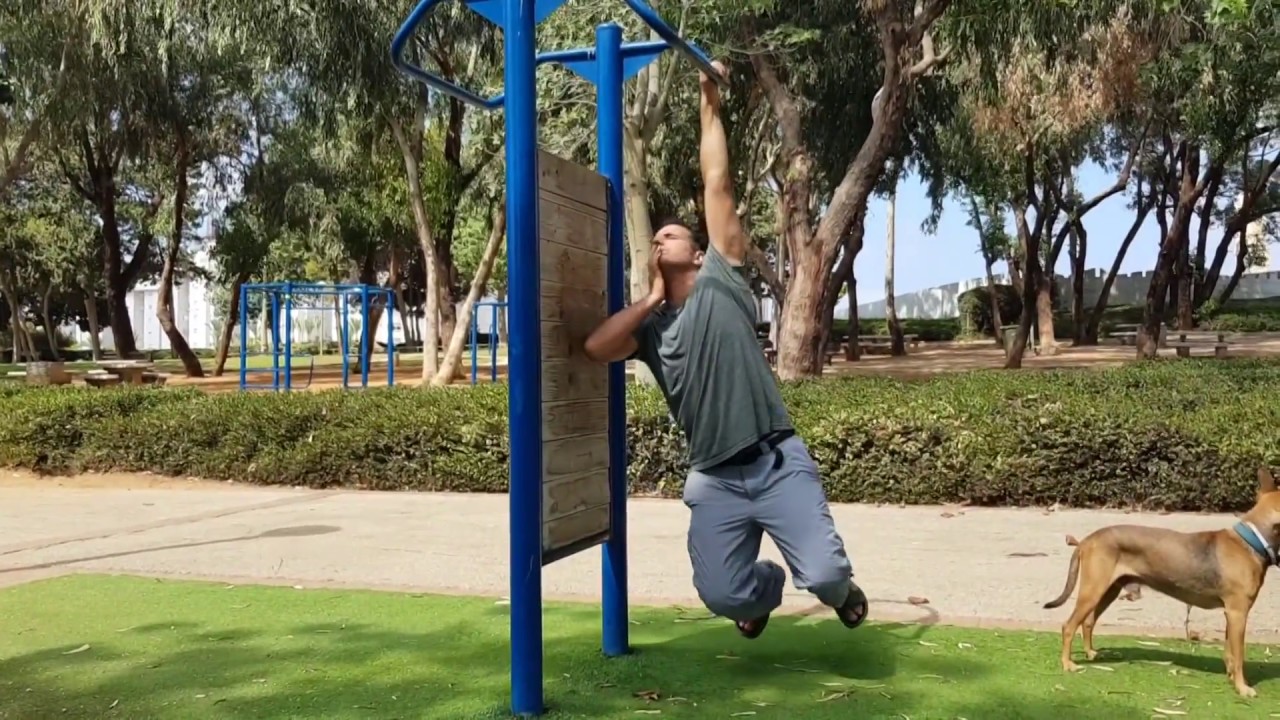 30 days of one arm dead hang. episode 5