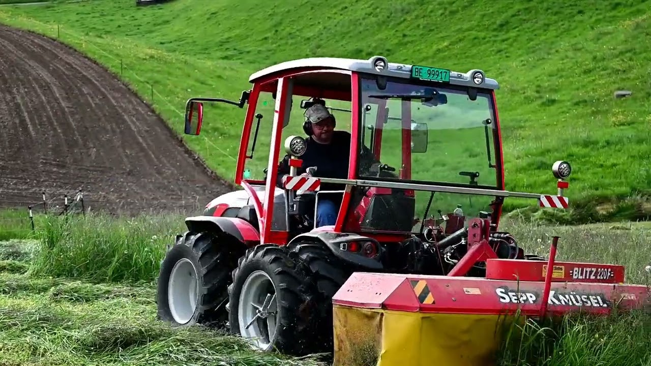 Antonio Carraro TTR 7600 Infinity beim Mähen