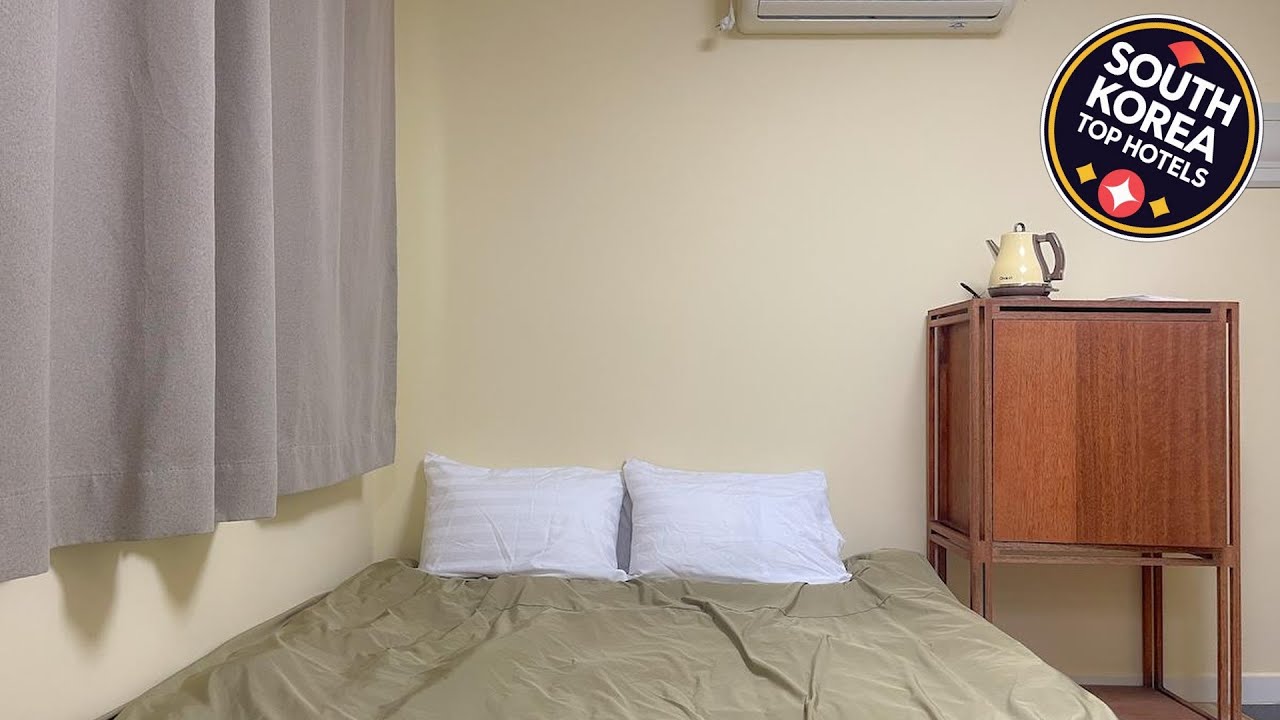 The Craftsman’s House 302 