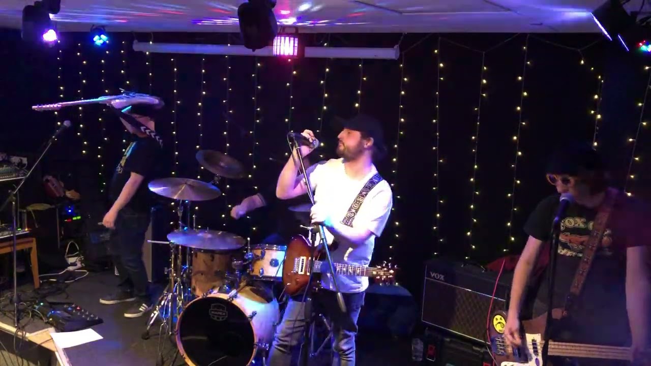 Jonny and The Radars at The Ashton Jubilee Club 6/2/26 ( Rebel Yell )