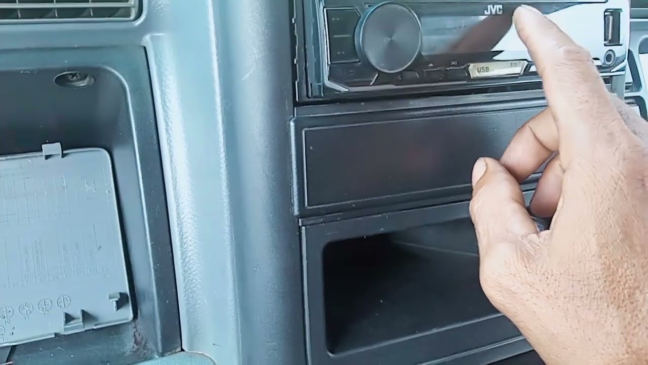 biang kerok tape/radio mobil mati